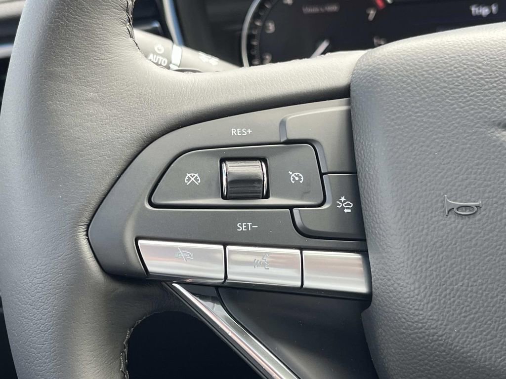 New 2025 Cadillac XT6 Luxury image 30