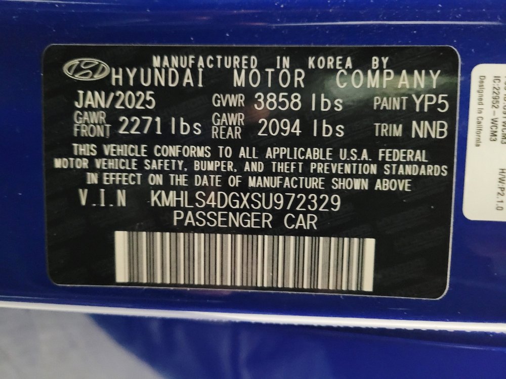 Used 2025 Hyundai Elantra SEL image 33
