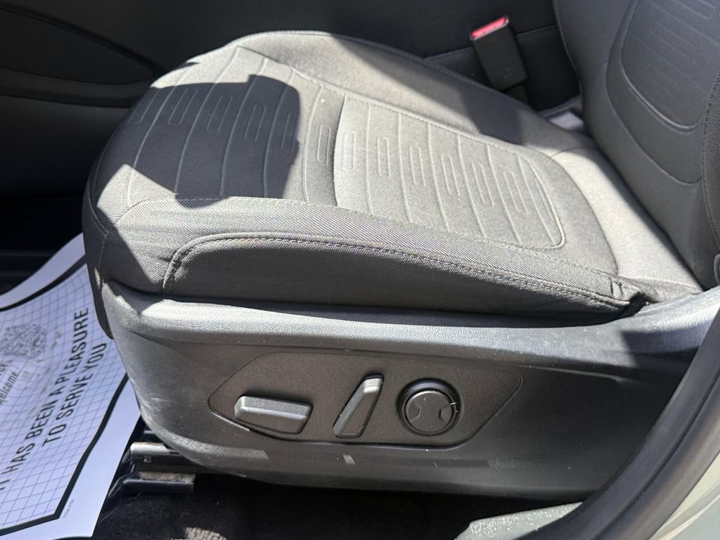 Used 2024 Hyundai Santa Cruz SEL AWD/4WD image 16