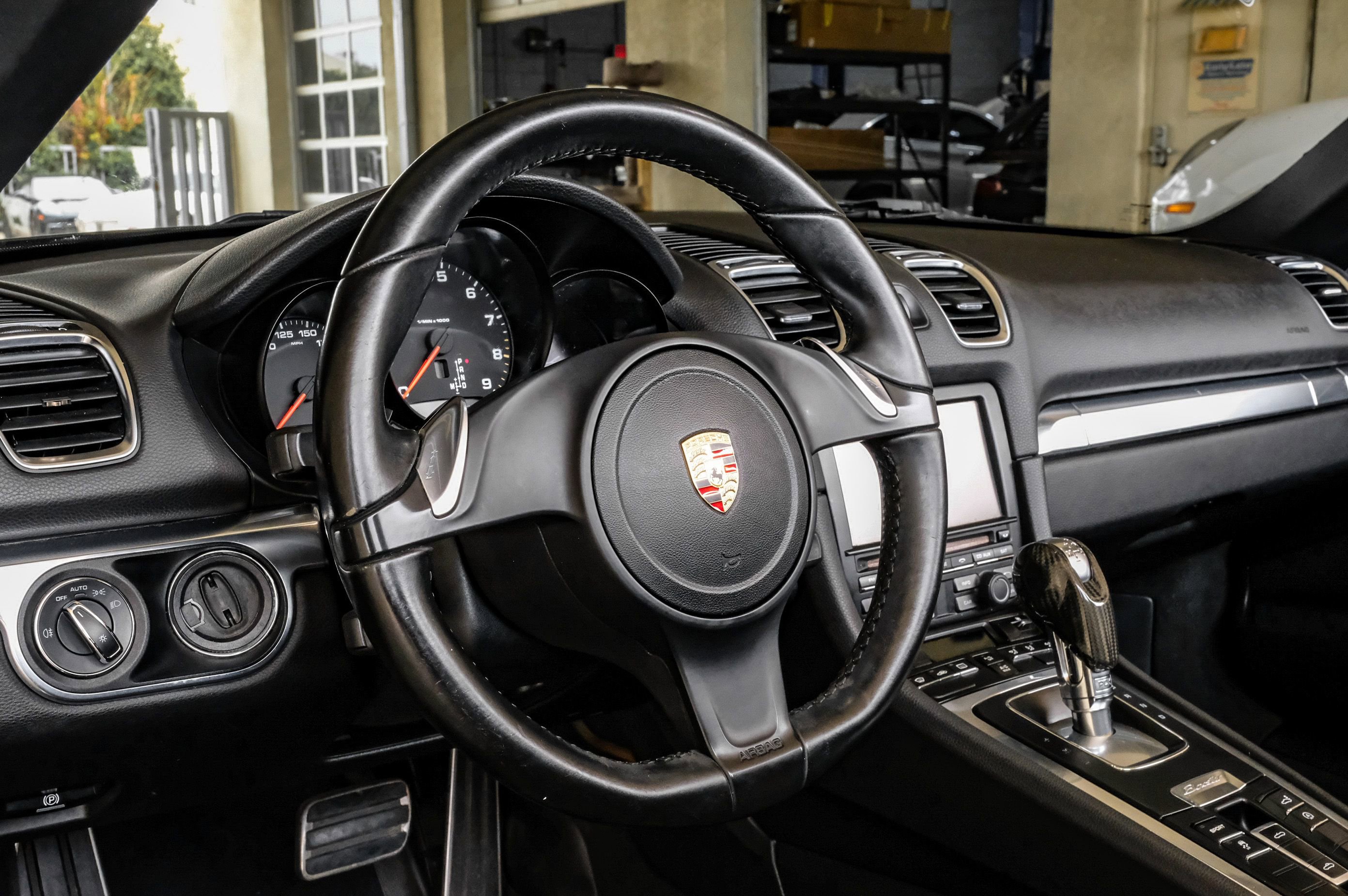 Used 2014 Porsche Boxster RWD image 13