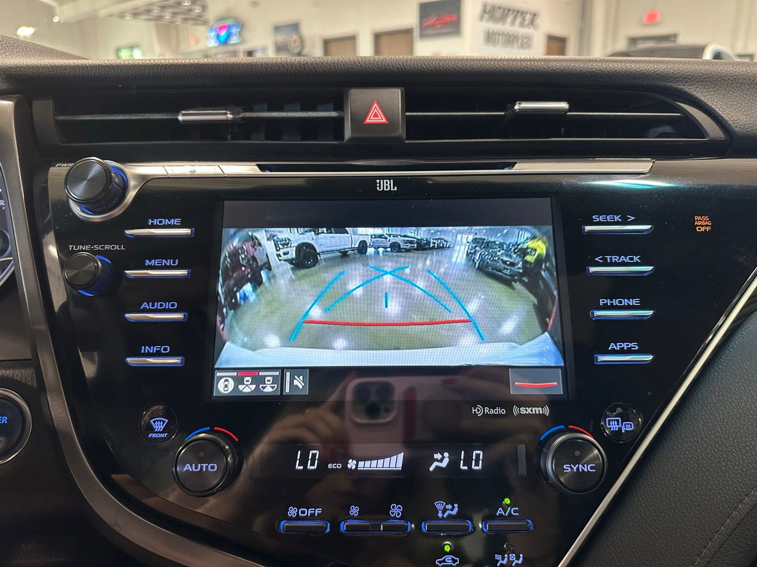 Used 2018 Toyota Camry XLE w/ Audio Package FWD image 26