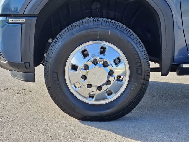 New 2026 GMC Sierra 3500 Denali Ultimate image 9