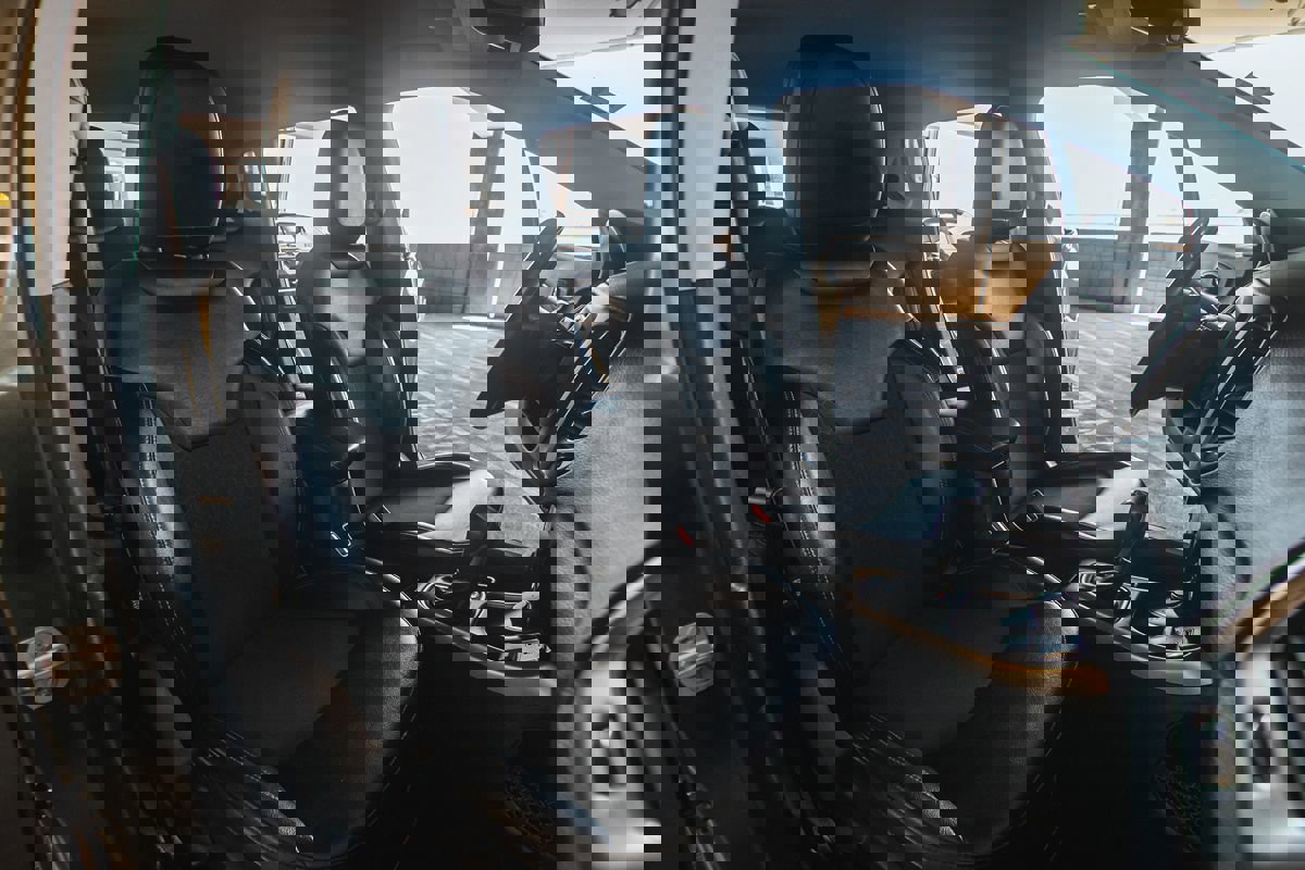 Used 2019 Jeep Compass Latitude image 13