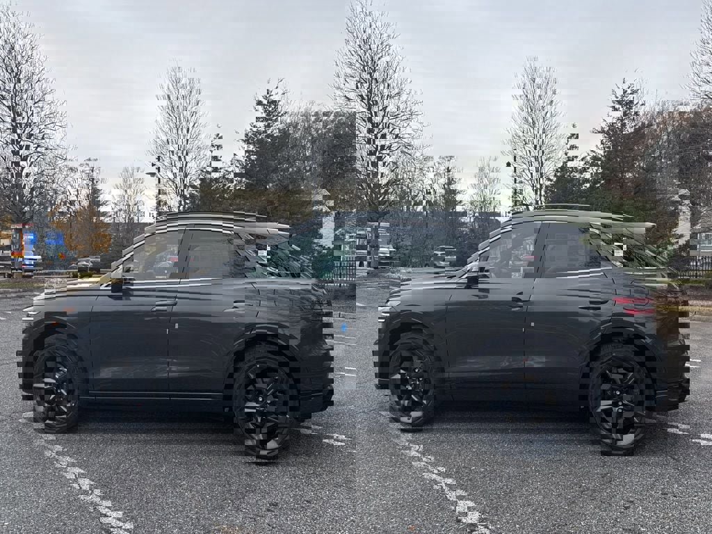 New 2026 Genesis GV70 3.5T Sport Prestige AWD/4WD image 7