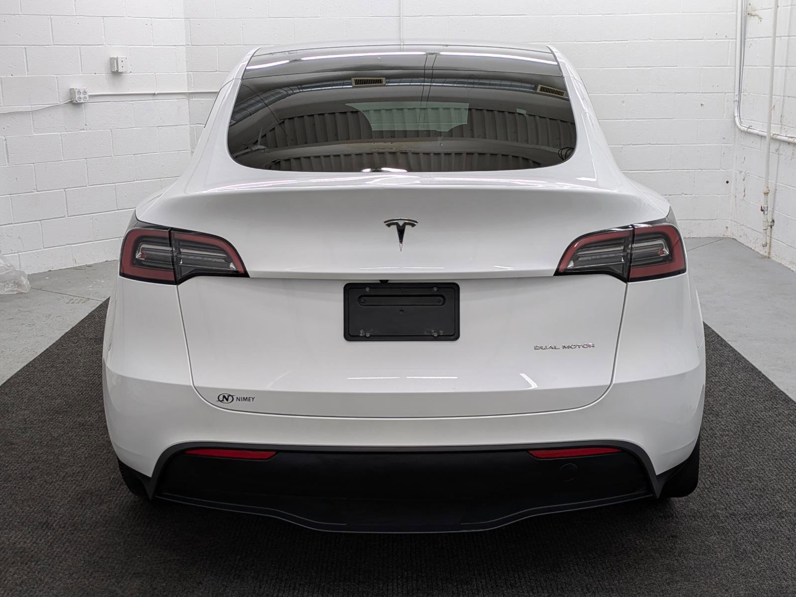 Used 2023 Tesla Model Y Long Range image 19