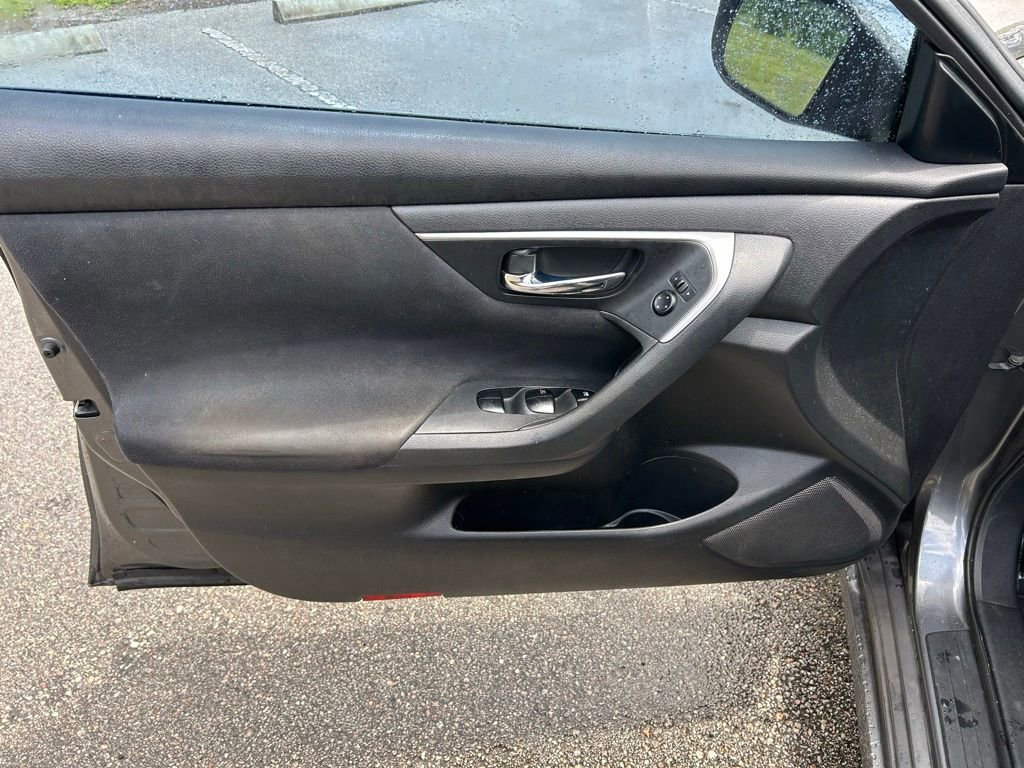 Used 2015 Nissan Altima 2.5 S FWD image 16