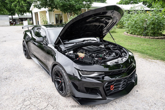 Used 2019 Chevrolet Camaro ZL1 RWD image 17