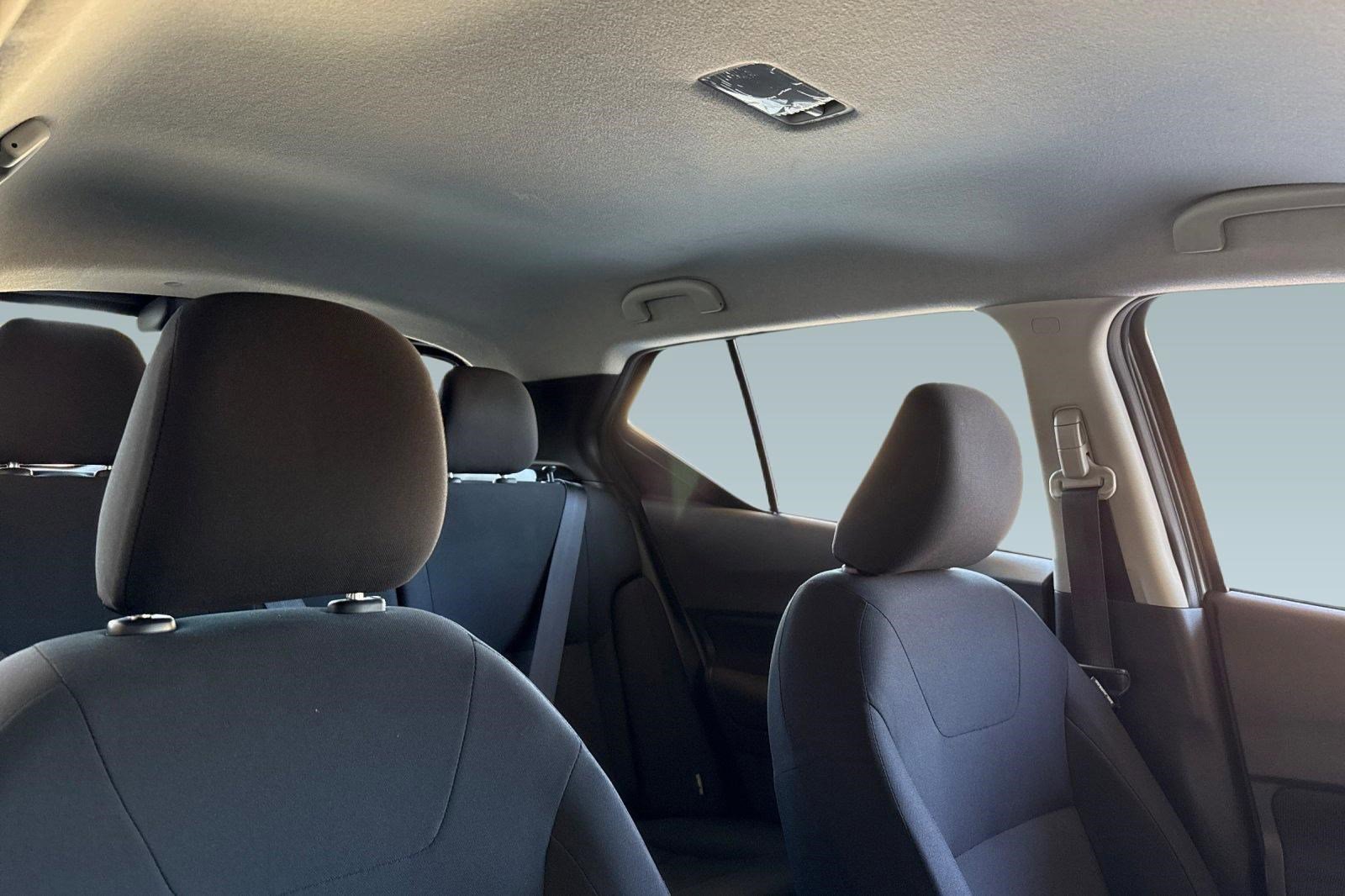 Used 2023 Nissan Kicks S image 24