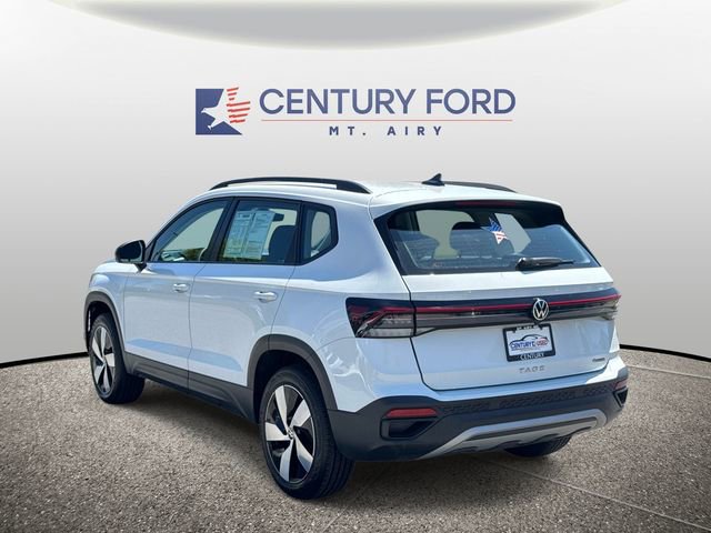 Used 2025 Volkswagen Taos S AWD/4WD image 4