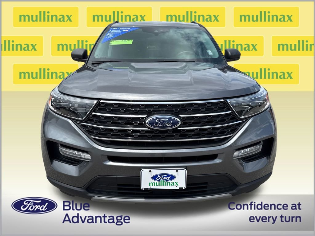 Used 2024 Ford Explorer XLT w/ Equipment Group 202A RWD image 11