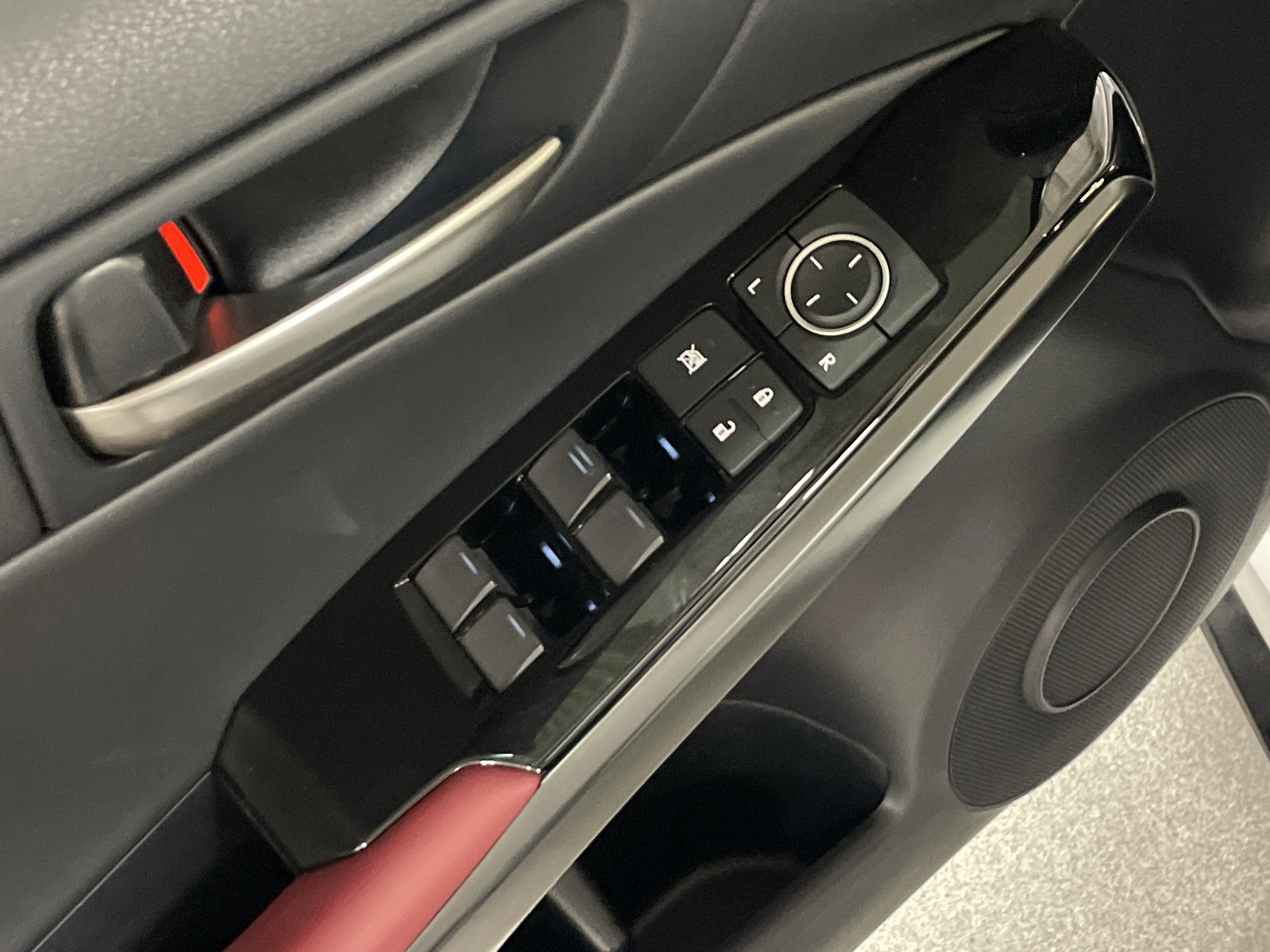 Used 2024 Lexus IS 350 F Sport image 15