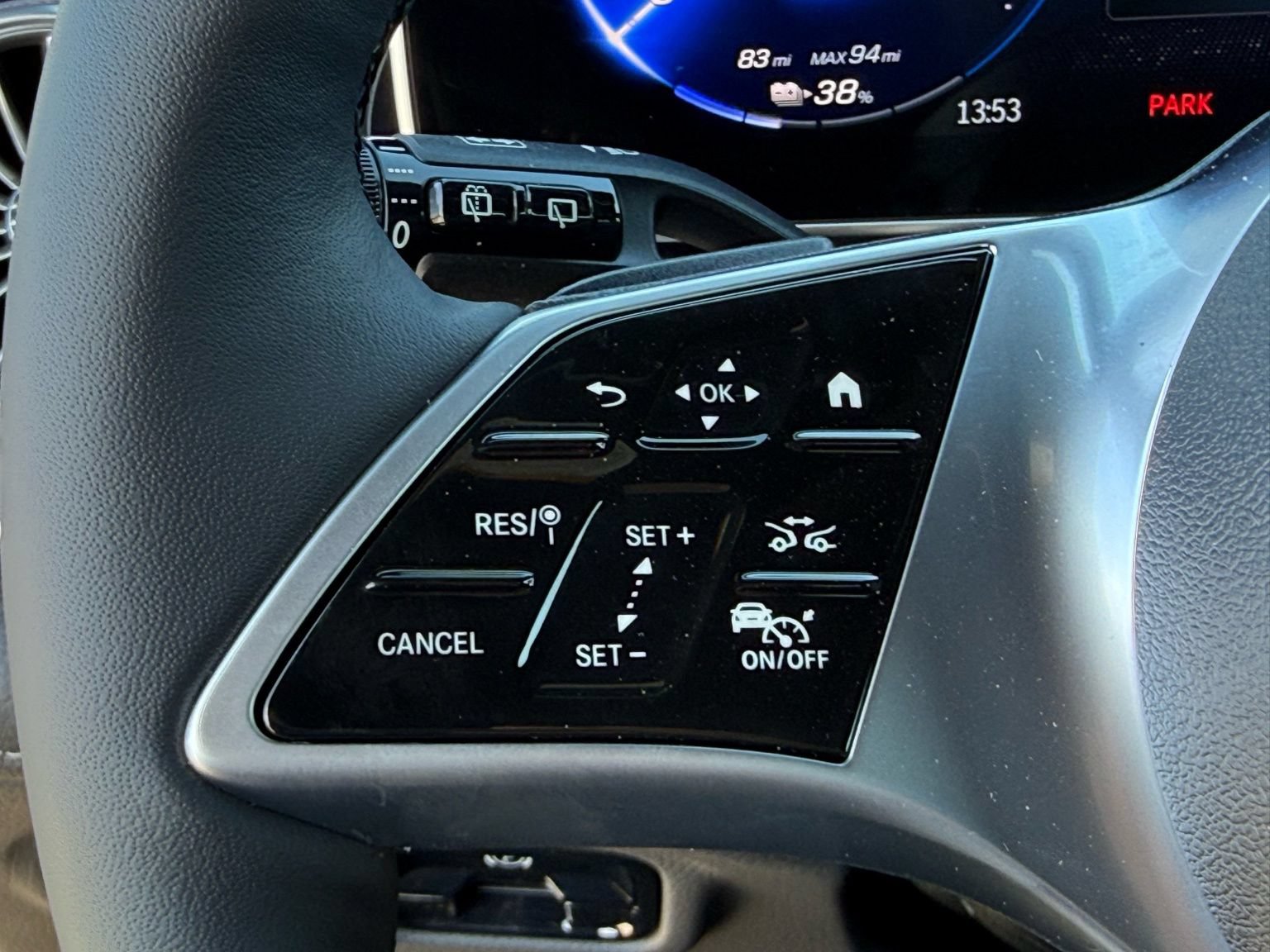 New 2026 Mercedes-Benz EQE 320 4MATIC SUV image 20