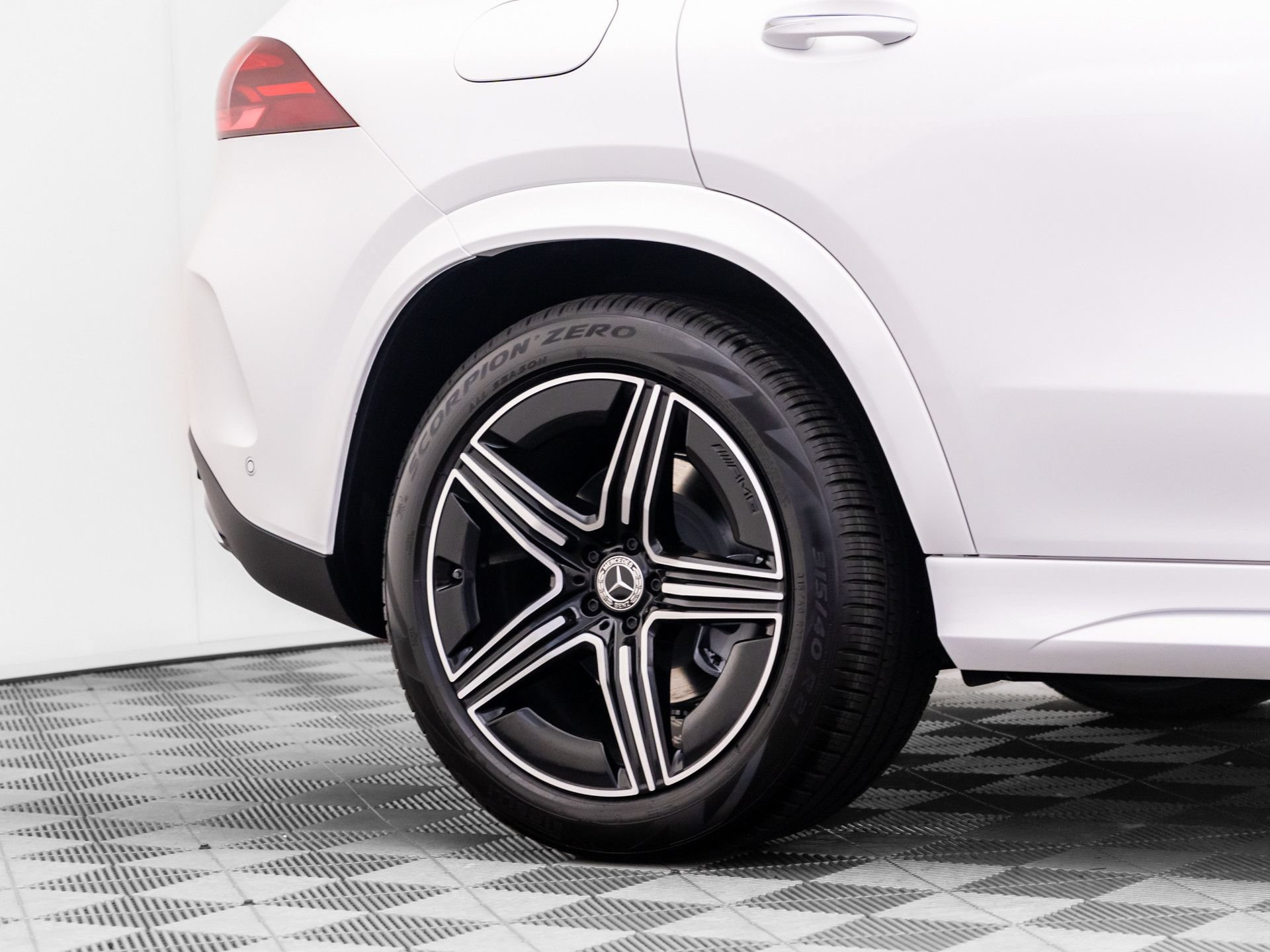 New 2026 Mercedes-Benz GLE 350 4MATIC image 37