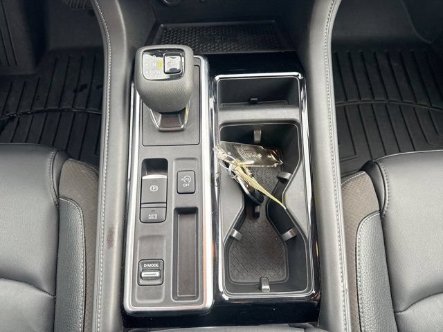 Certified 2024 Nissan Pathfinder SL FWD image 20