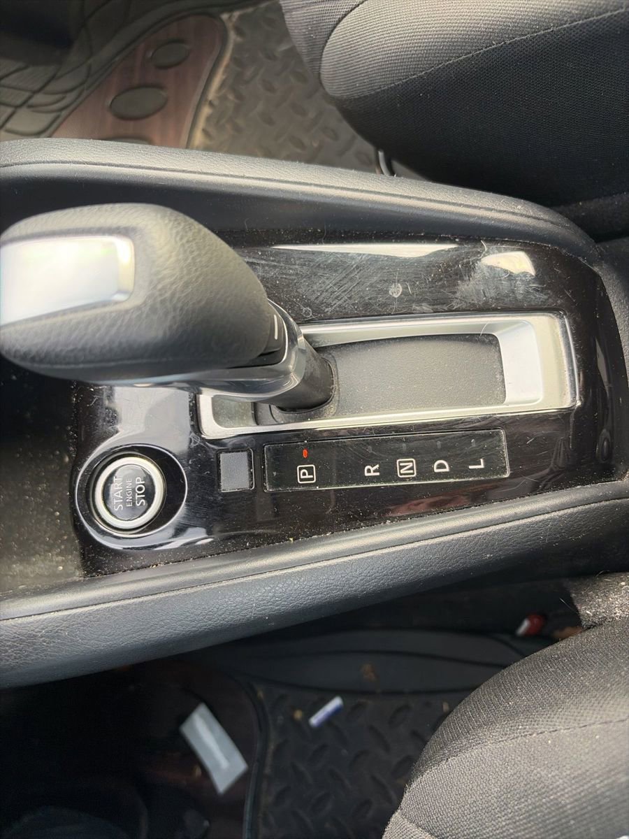 Used 2021 Nissan Kicks S image 16