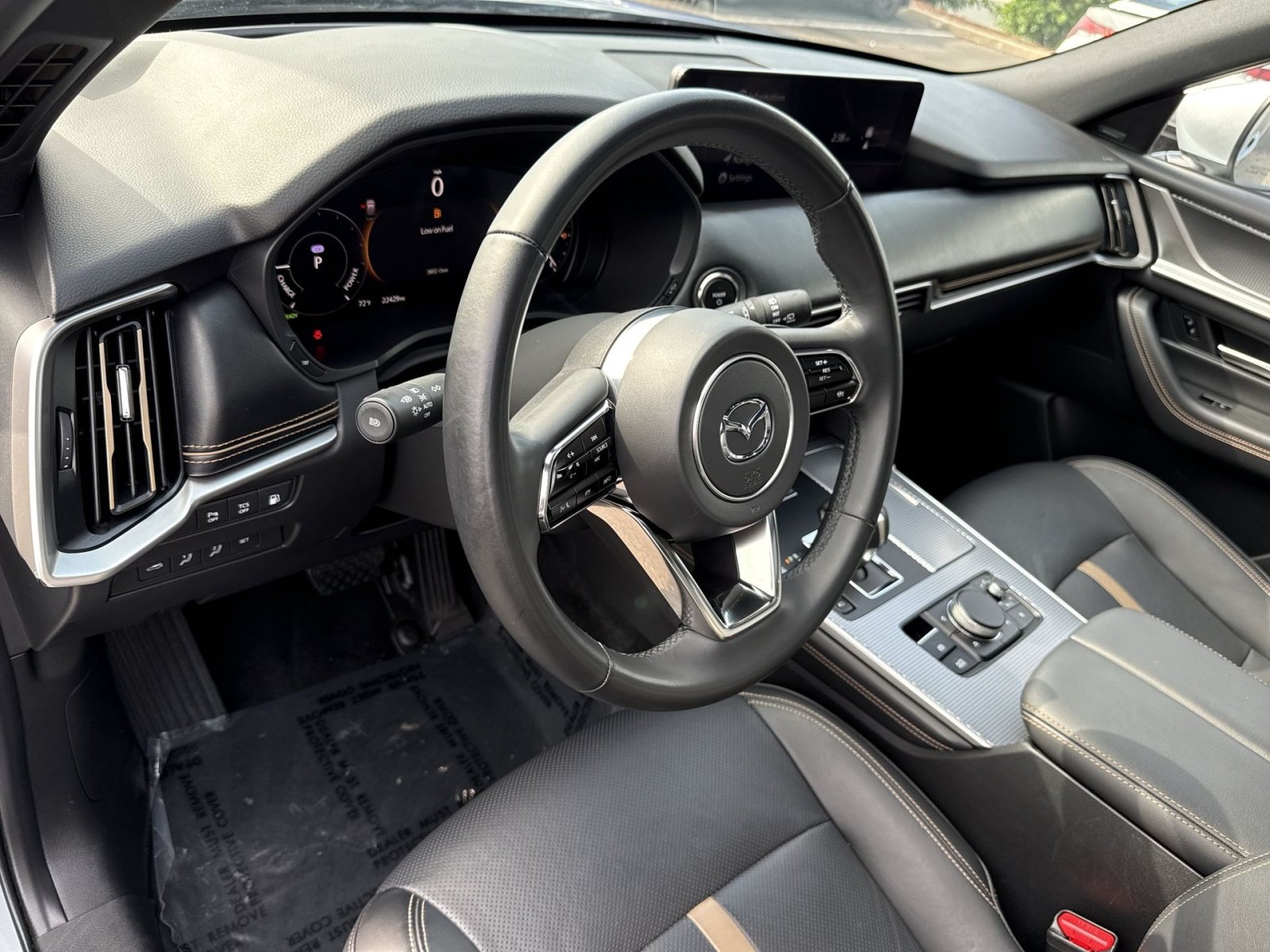 Used 2024 MAZDA CX-90 Plug-In Hybrid w/ Premium Plus AWD/4WD image 16