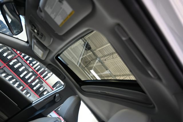 Used 2023 Toyota Camry SE w/ Cold Weather Package image 20