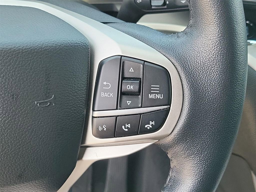 Used 2022 Ford Explorer XLT w/ Equipment Group 202A RWD image 37
