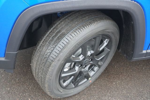 New 2026 Jeep Compass Latitude image 9