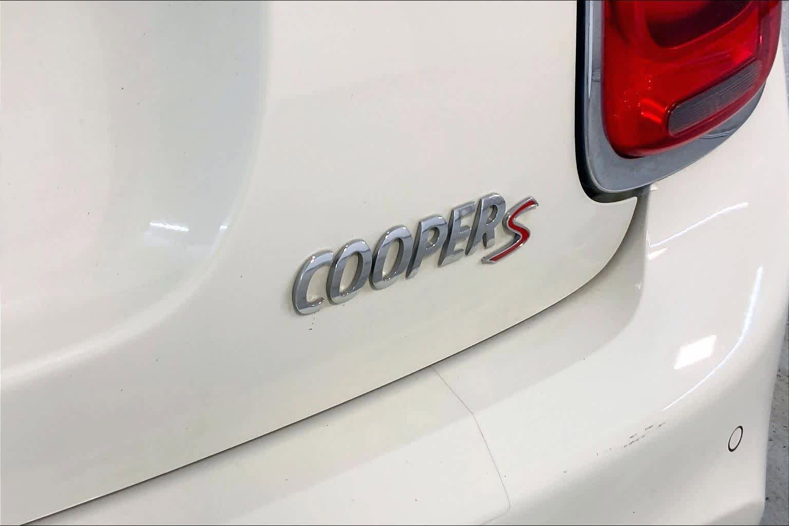Used 2019 MINI Cooper S w/ Storage Package FWD image 29
