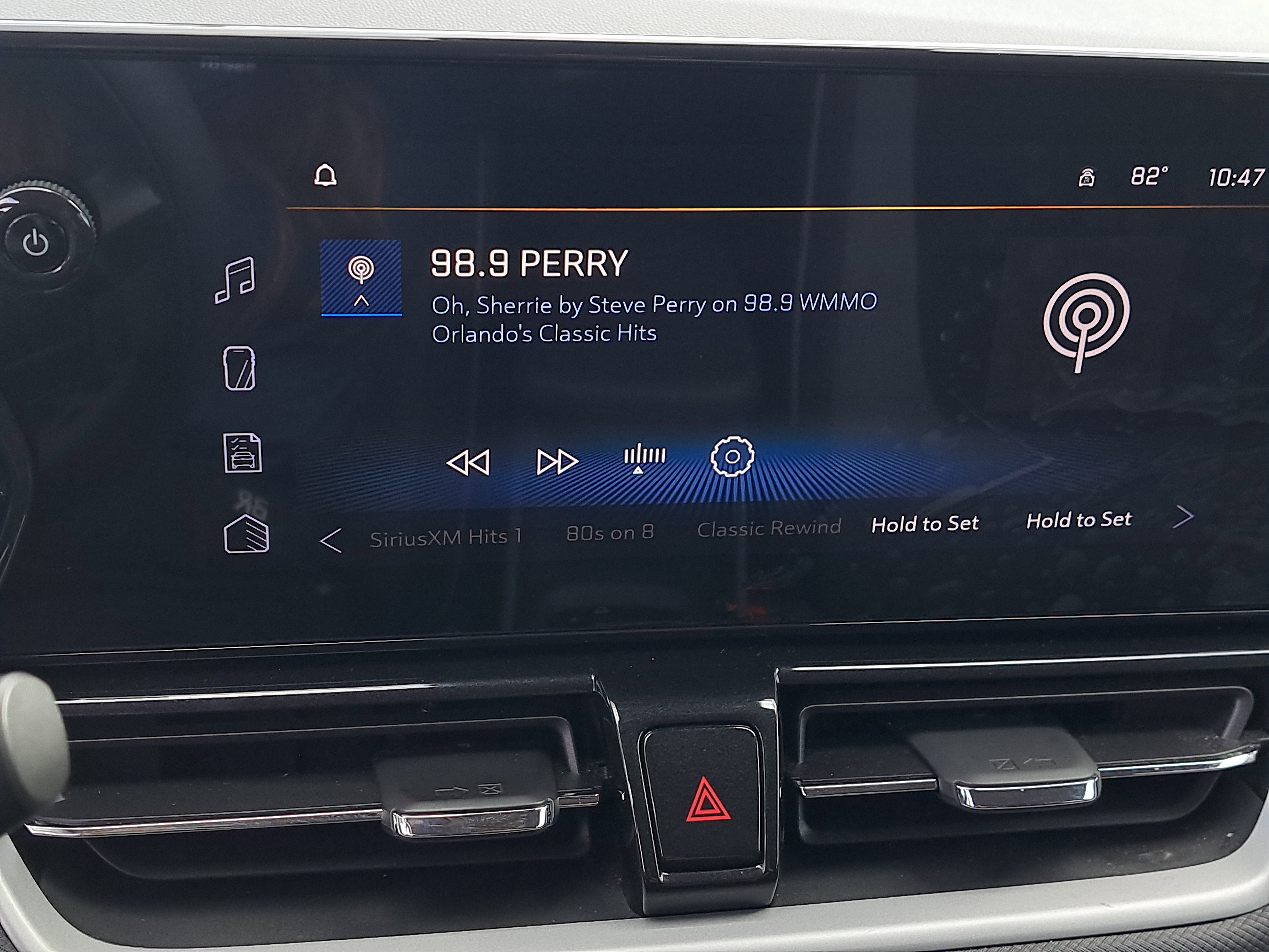 Used 2024 Chevrolet TrailBlazer LT w/ Driver Confidence Package image 23