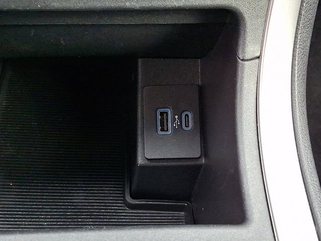 Used 2024 Ford Edge SEL image 27