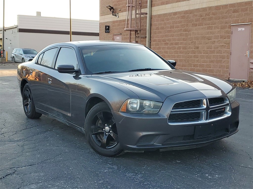 Used 2013 Dodge Charger SE