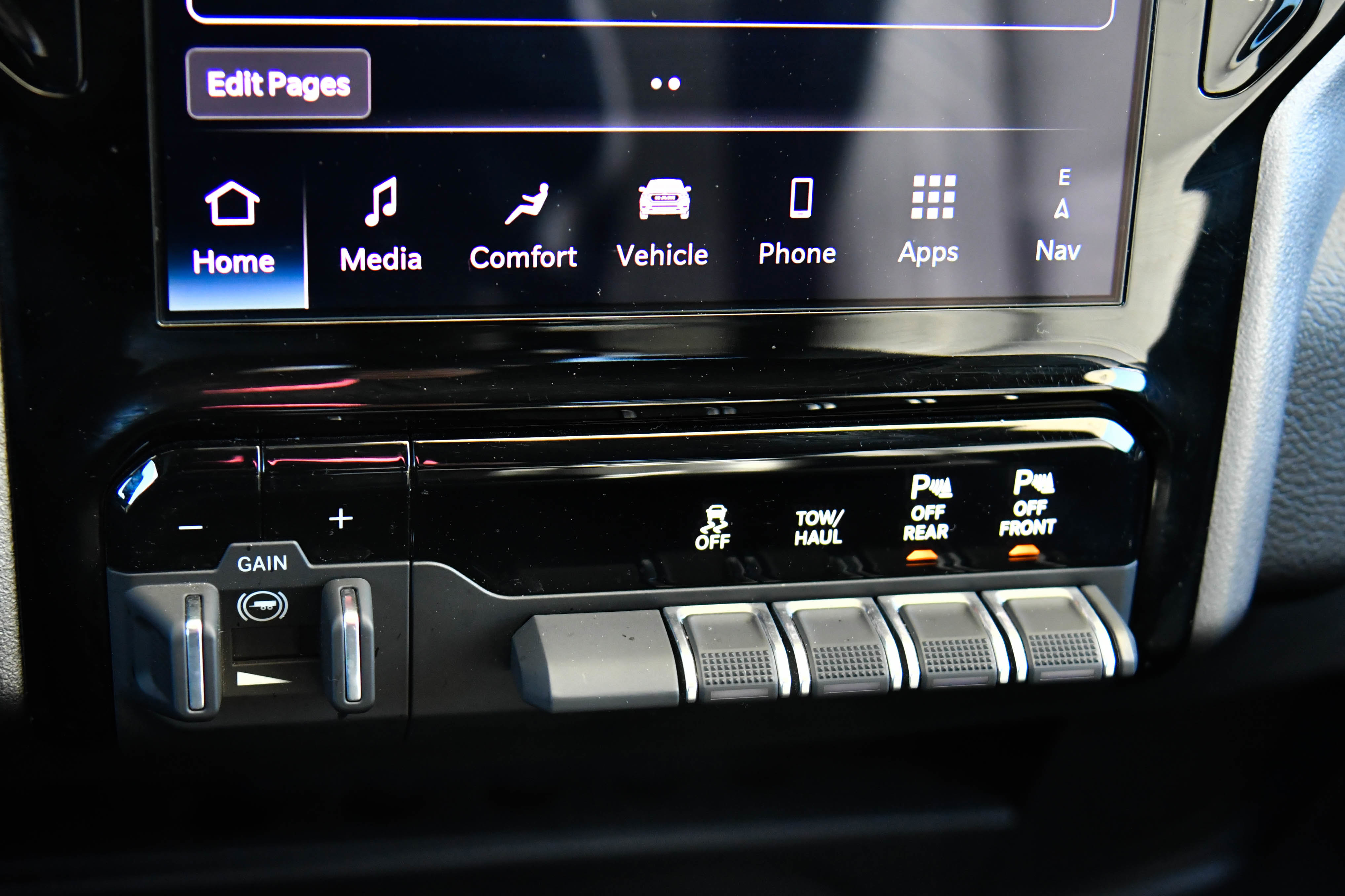 Used 2025 RAM 2500 Big Horn image 28