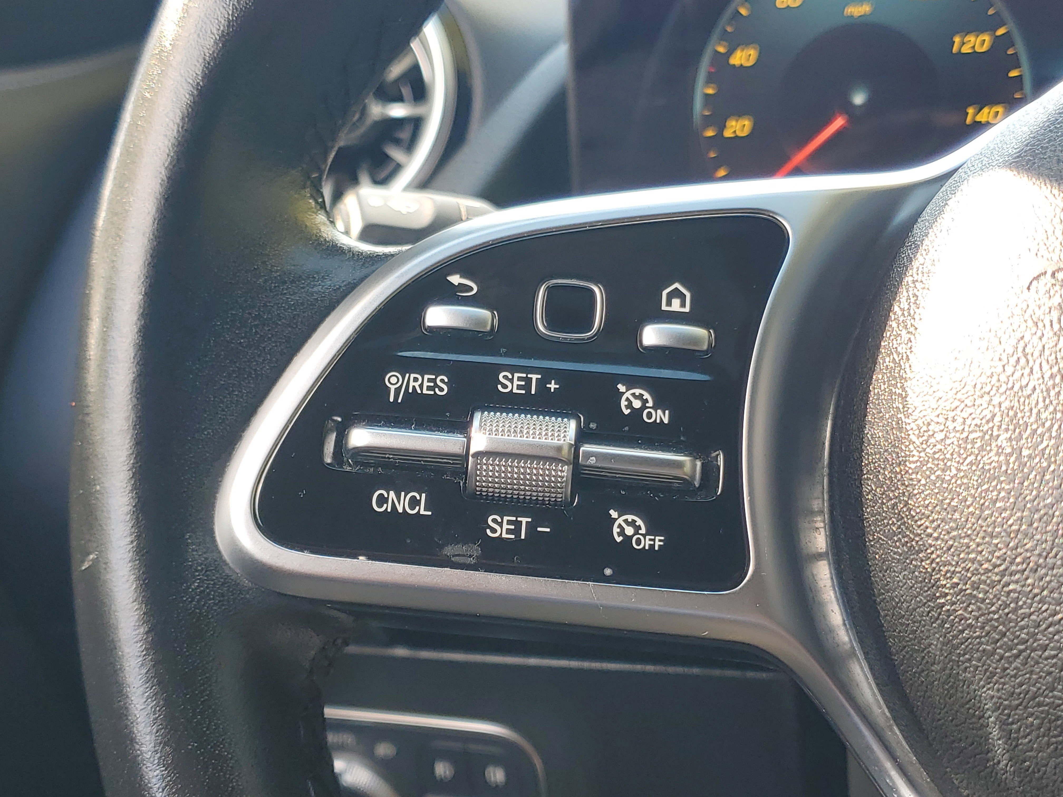 Used 2023 Mercedes-Benz GLA 250 w/ Premium Package image 21