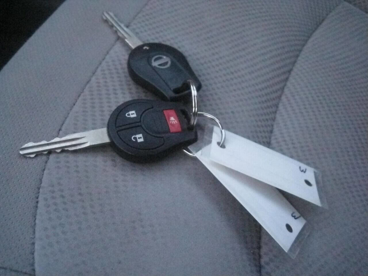 Used 2013 Nissan Rogue S w/ Special Edition Pkg image 35