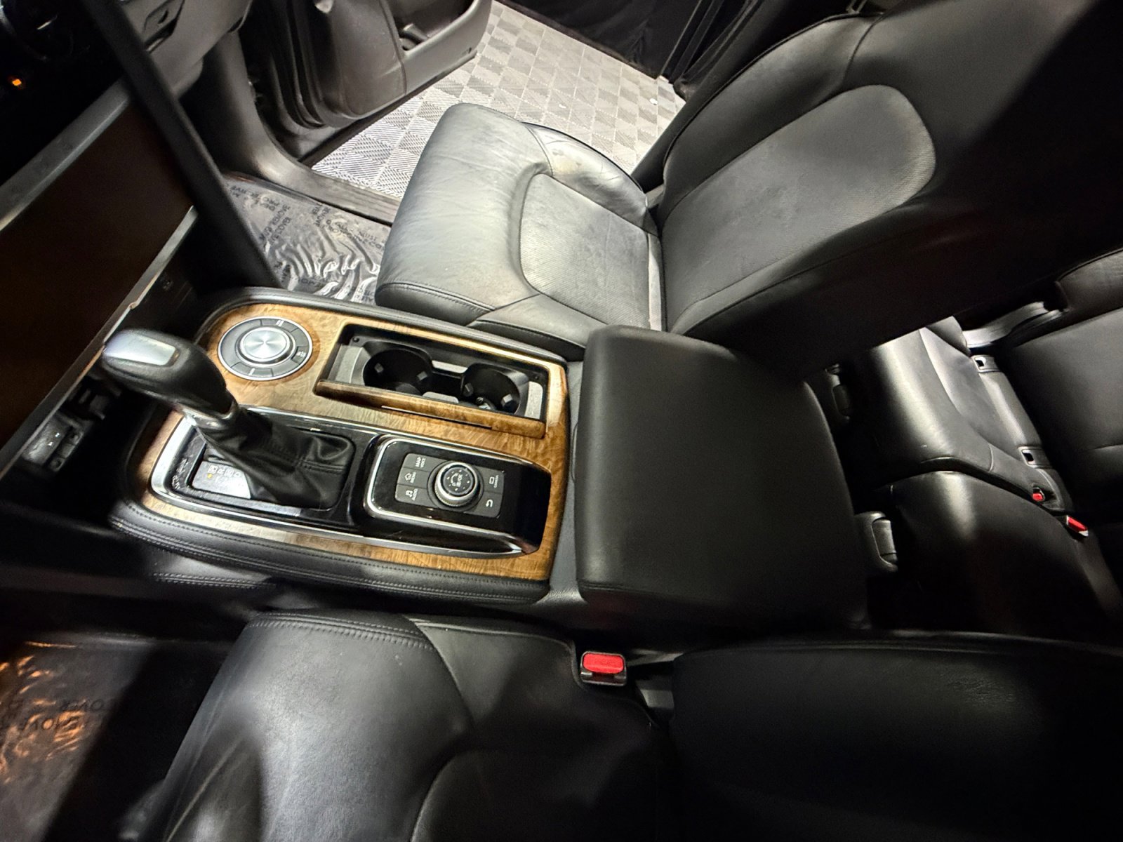 Certified 2021 Nissan Armada SL image 15