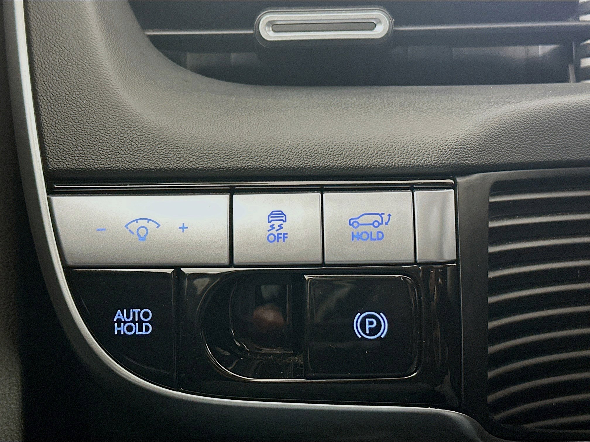 Used 2024 Hyundai Ioniq 5 SEL image 16