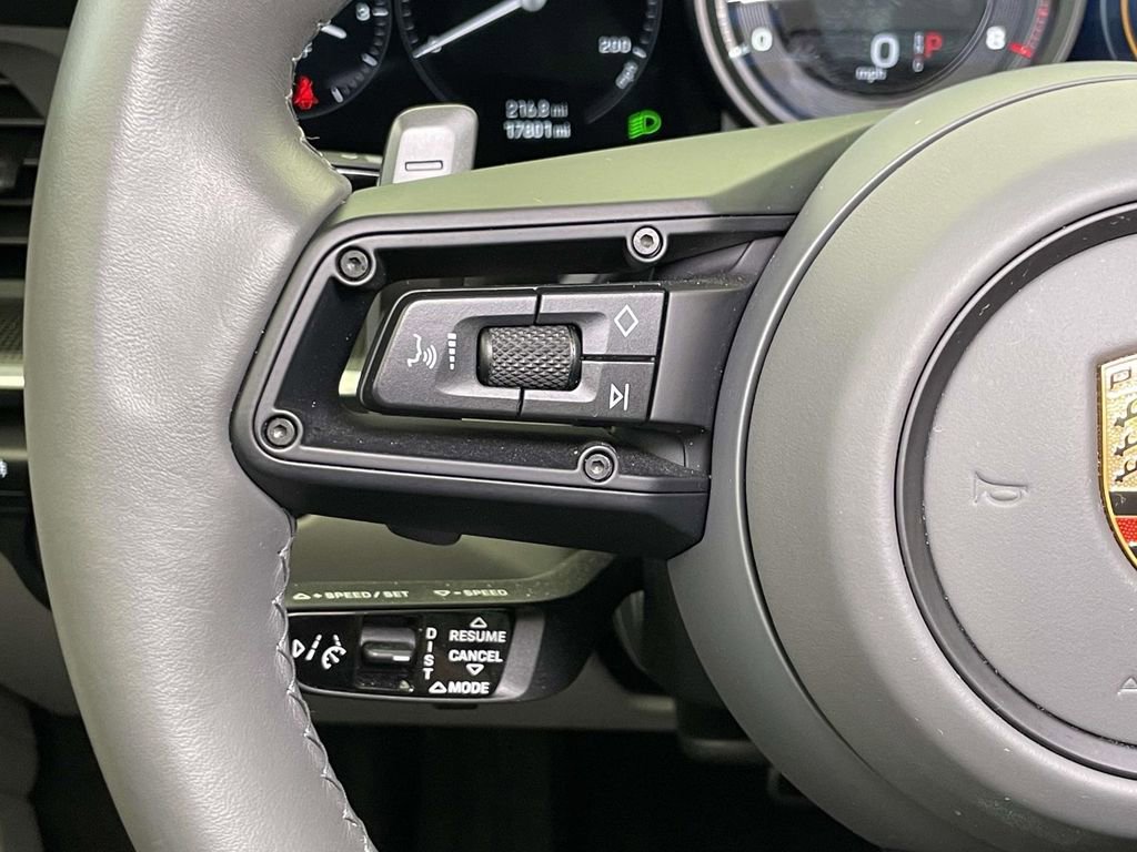 Certified 2024 Porsche 911 Carrera 4S AWD/4WD image 38