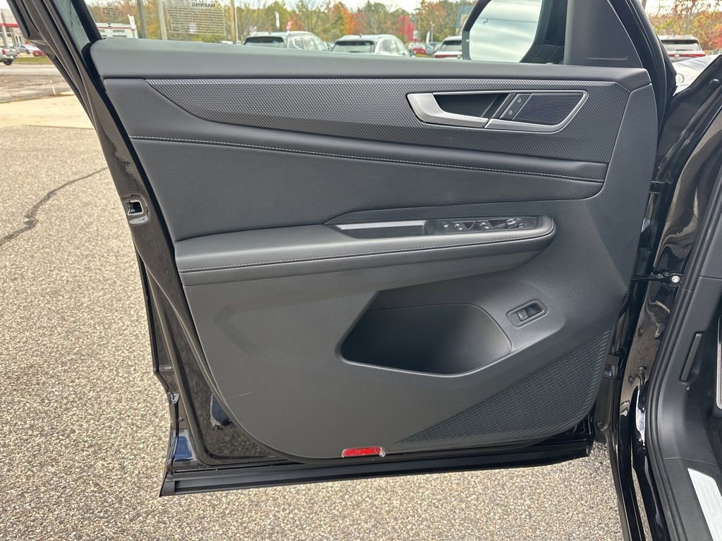 New 2026 Volkswagen Atlas Cross Sport SEL R-Line image 10