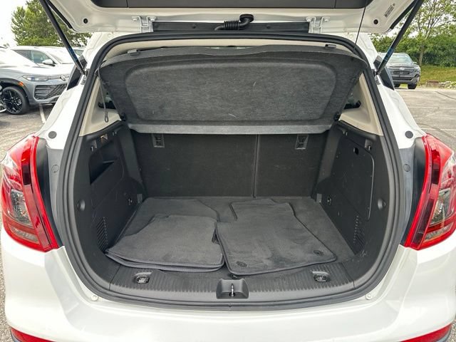 Used 2017 Buick Encore Essence FWD image 33
