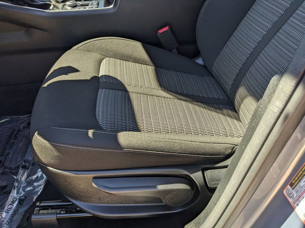 Certified 2025 Kia Sorento LX image 21