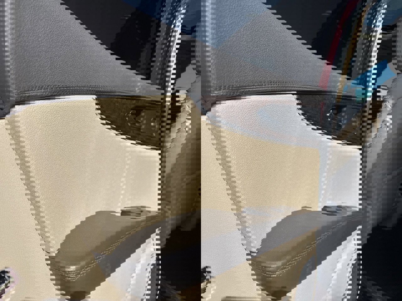 Used 2020 Lincoln Nautilus Reserve image 21