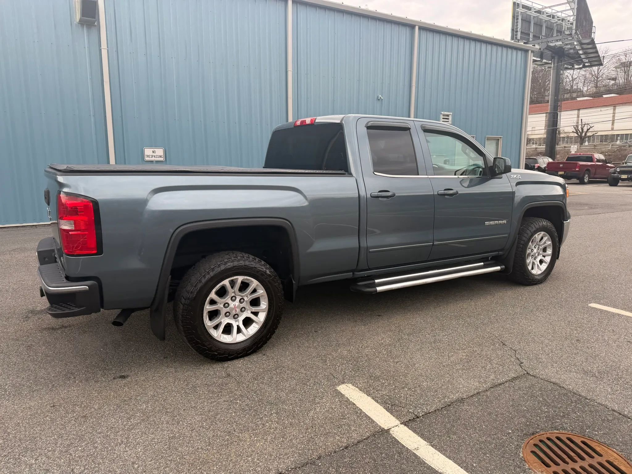 Used 2014 GMC Sierra 1500 SLE w/ SLE Value Package image 13