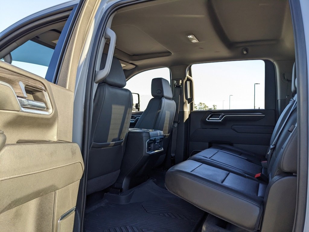 Used 2024 Chevrolet Silverado 2500 LTZ w/ LTZ Plus Package image 46