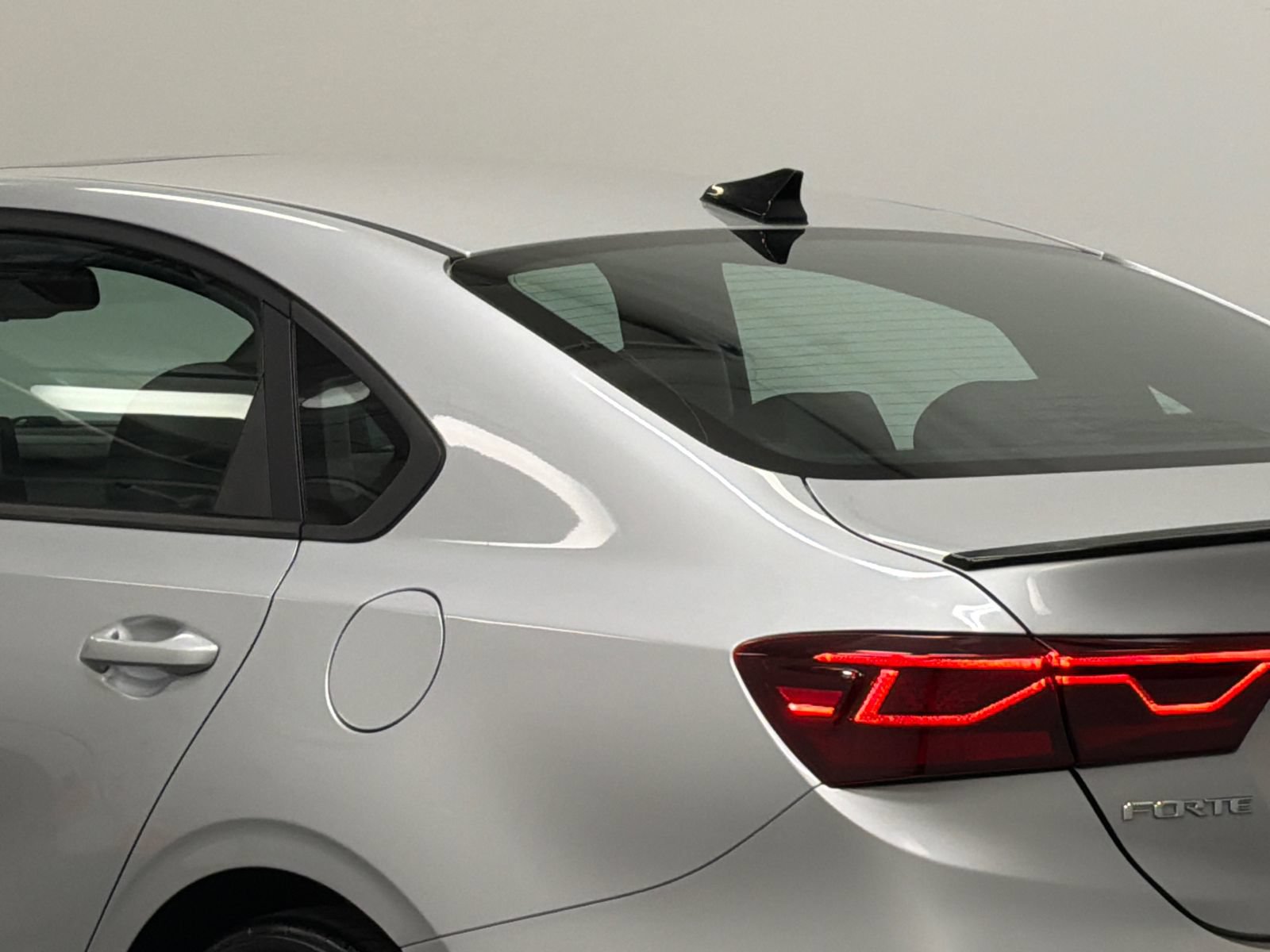 Used 2020 Kia Forte EX w/ EX Special Edition FWD image 8