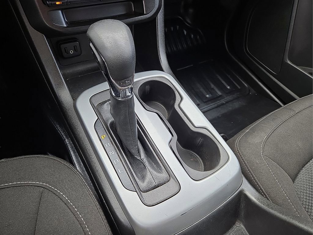 Used 2022 Chevrolet Colorado LT w/ Fleet Safety Package image 26