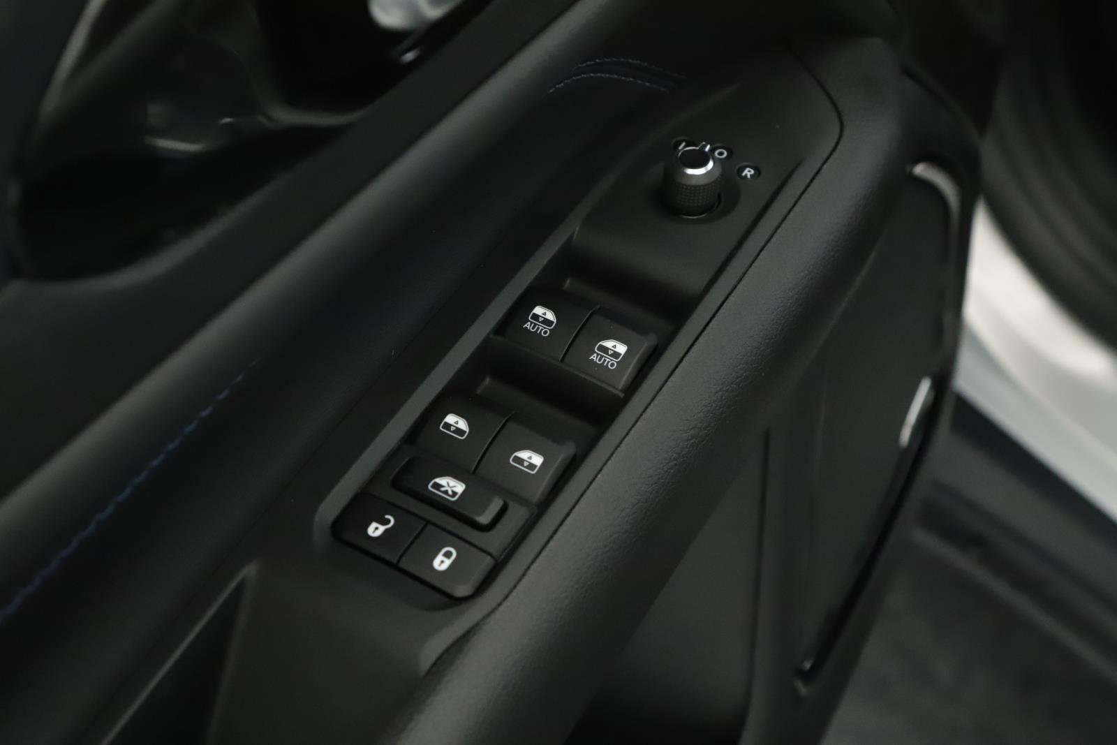 New 2026 Jeep Compass Limited w/ Sun, Sound & Navigation Group image 6