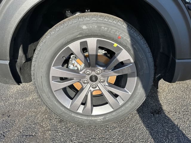 New 2026 Ford Explorer Active w/ Active Comfort Package image 13
