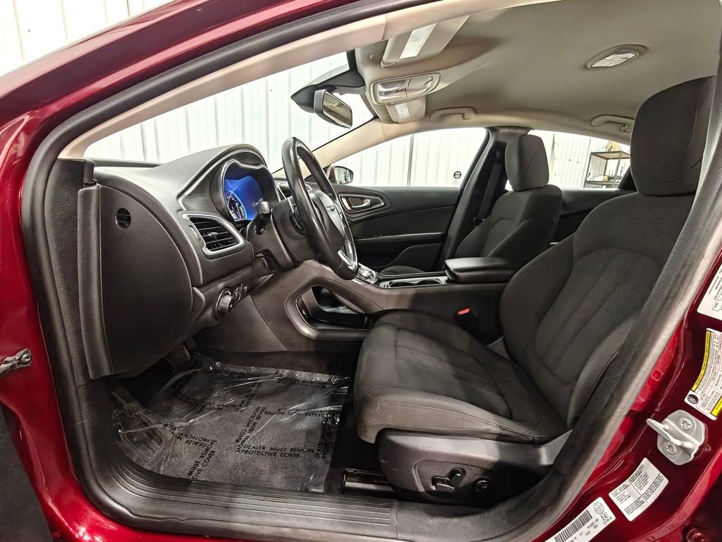 Used 2015 Chrysler 200 Limited w/ Comfort Group image 23