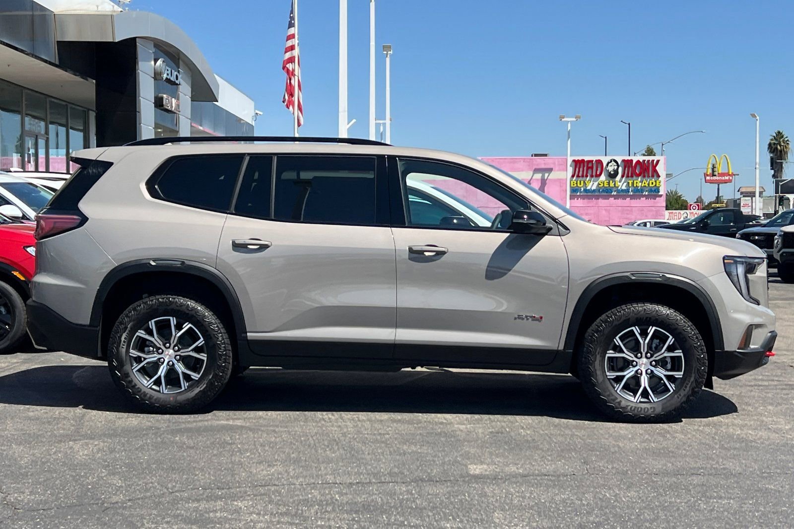 New 2026 GMC Acadia AT4 AWD/4WD image 4