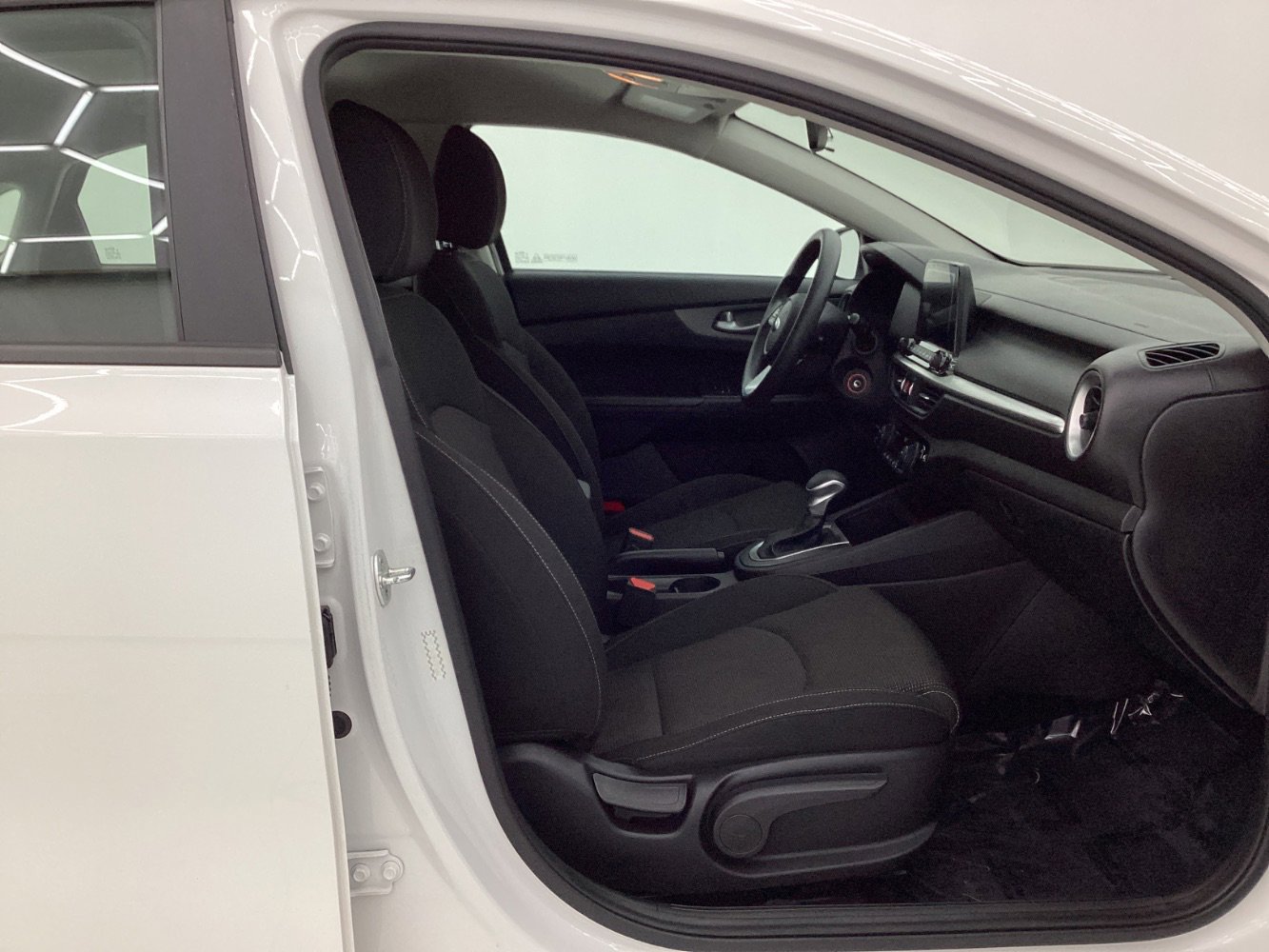 Used 2019 Kia Forte LXS FWD image 15