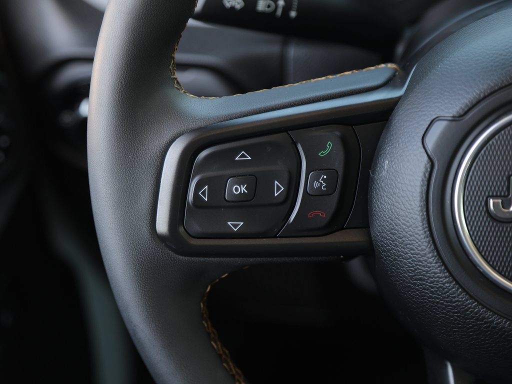 Used 2024 Jeep Wrangler Unlimited Sport AWD/4WD image 13
