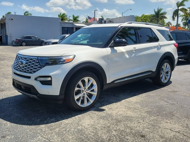 Used 2023 Ford Explorer Platinum w/ Technology Package AWD/4WD image 31