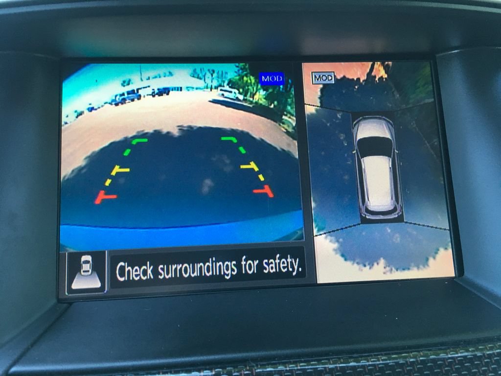 Used 2019 Nissan Pathfinder SL AWD/4WD image 17