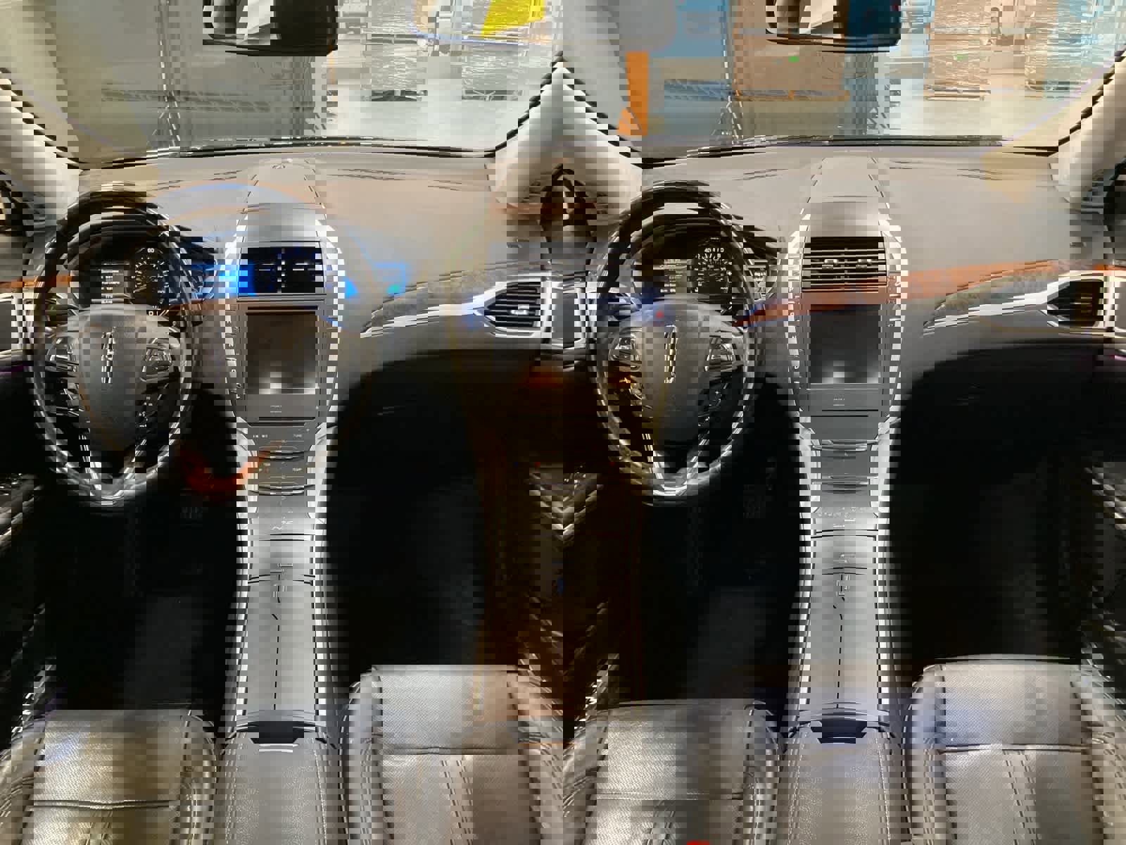 Used 2015 Lincoln MKZ Hybrid w/ Equipment Group 202A Reserve image 26